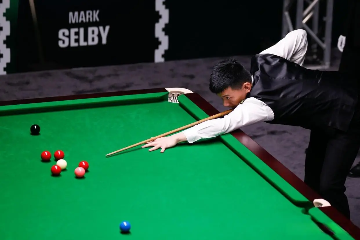 从资格赛杀, 险胜夺冠