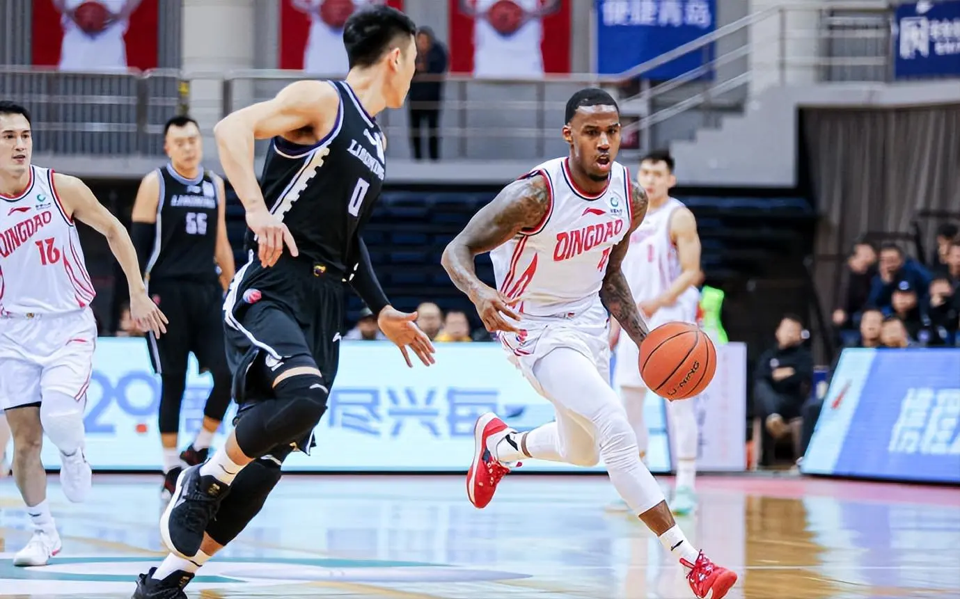 img, alt, 亚当斯还想