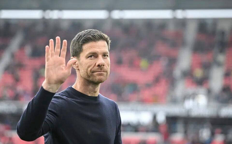 豪强时, 色的成绩单